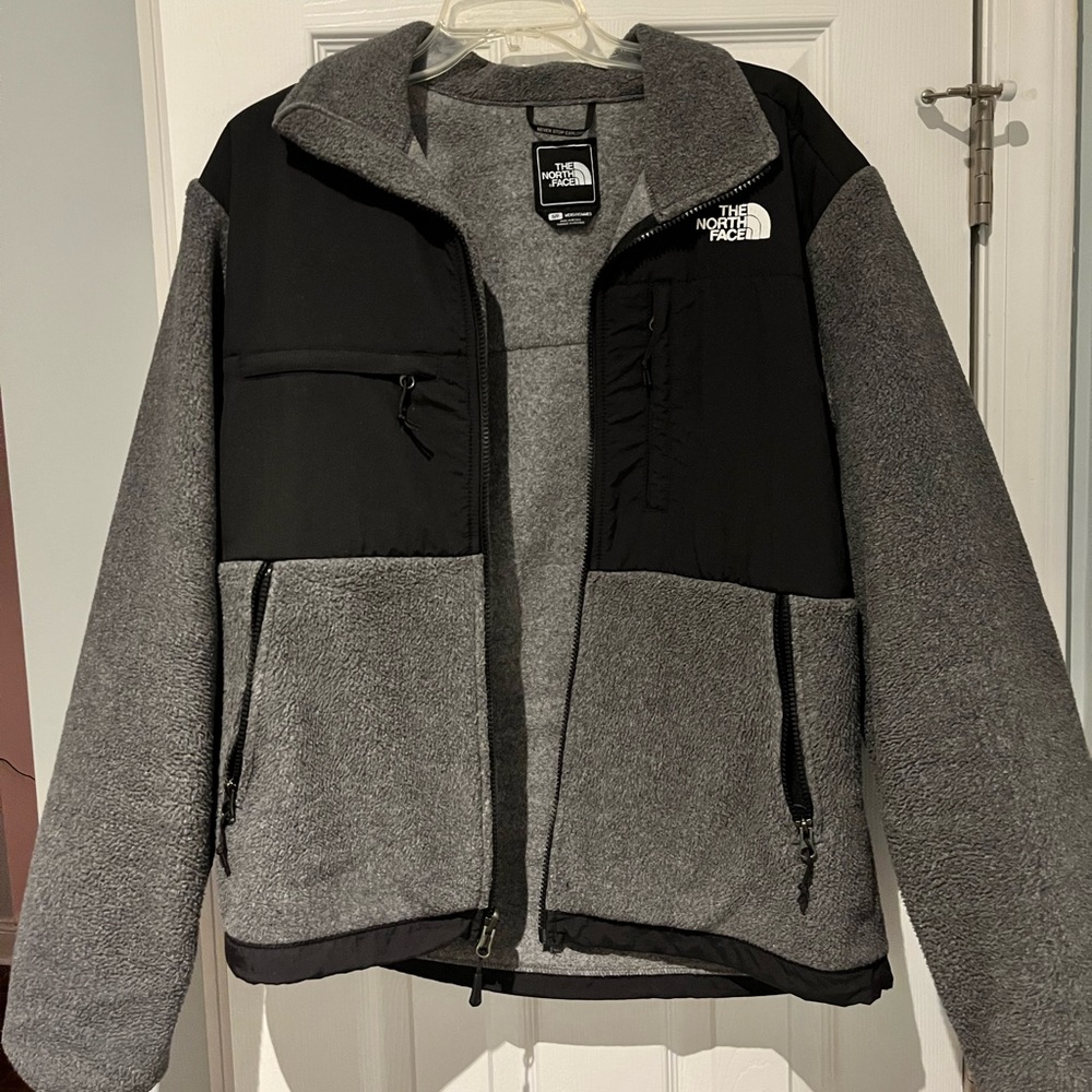 The North Face Men’s Denali Fleece Jacket